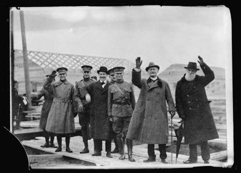 Francis-en-Tjaikovski-in-Archangel-17-feb-1919