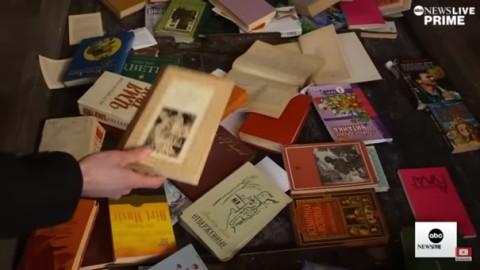 Russische-boeken-vernietigd-in-Oekrane-161023